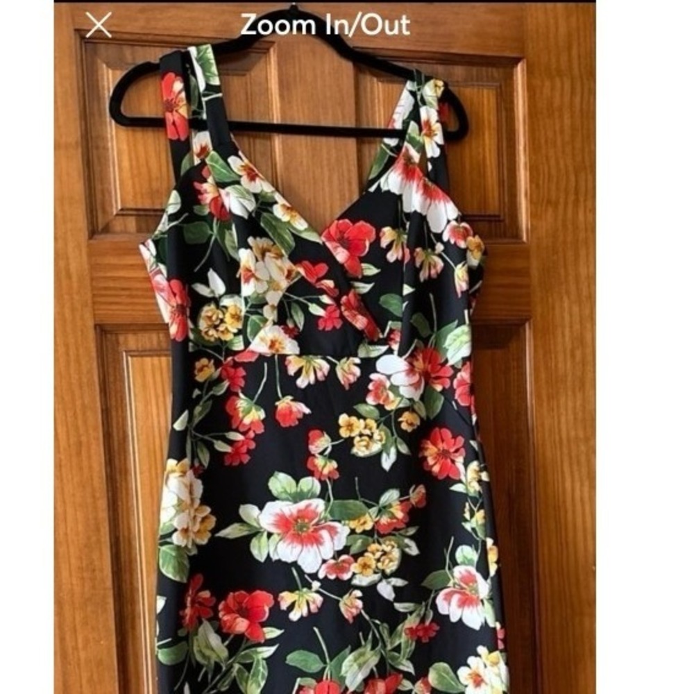 En Focus Studio Floral Bodycon Dress Black Red Yellow V-Neck Double Strap Sz 14
